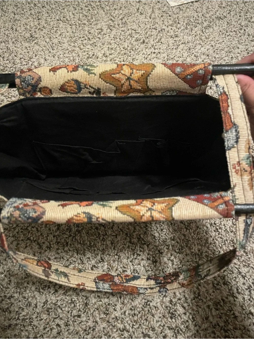 Tapestry Holiday Print Shoulder Bag - Cream Multi